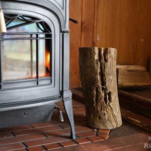 倒れていた木を薪に